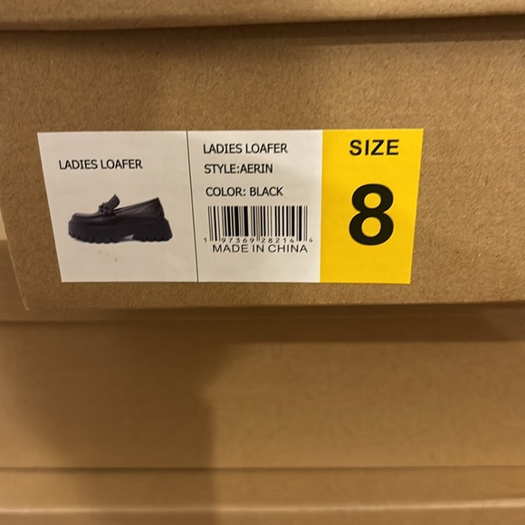 Brand new Steve Madden Ladies Loafer - Picture 3 of 3